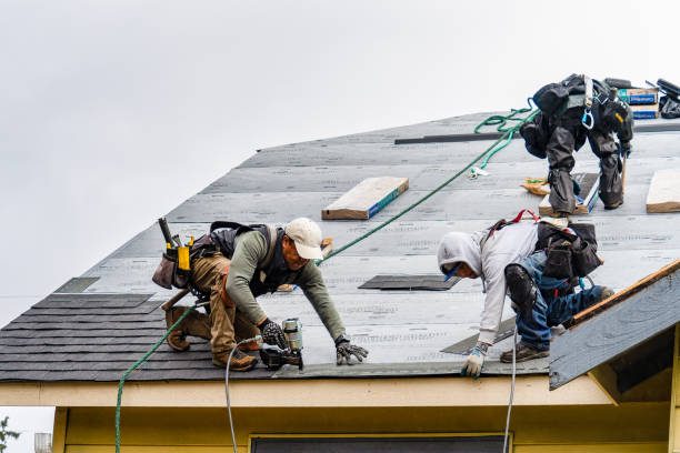 Professional Gutter Installation technician working in Spiceland, IN